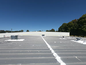 Metal Roofing Contractors2